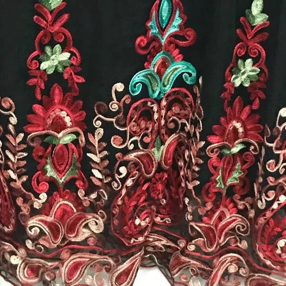 NWT Mechant Floral Embroidered Boho Mini Dress - Picture 2 of 3